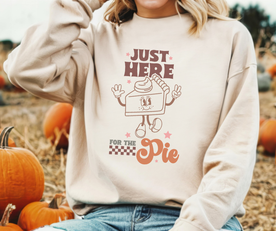 Gildan Crewneck | Just Here for the Pumpkin Pie [624]