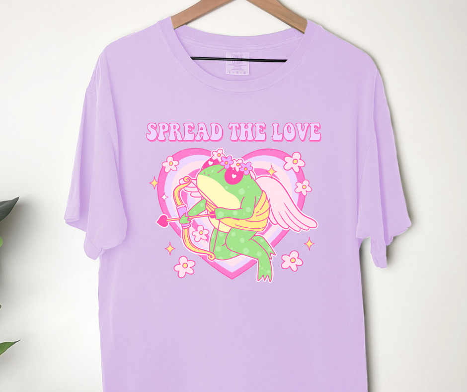 Comfort Colors Tee | Spread the Love Frogs